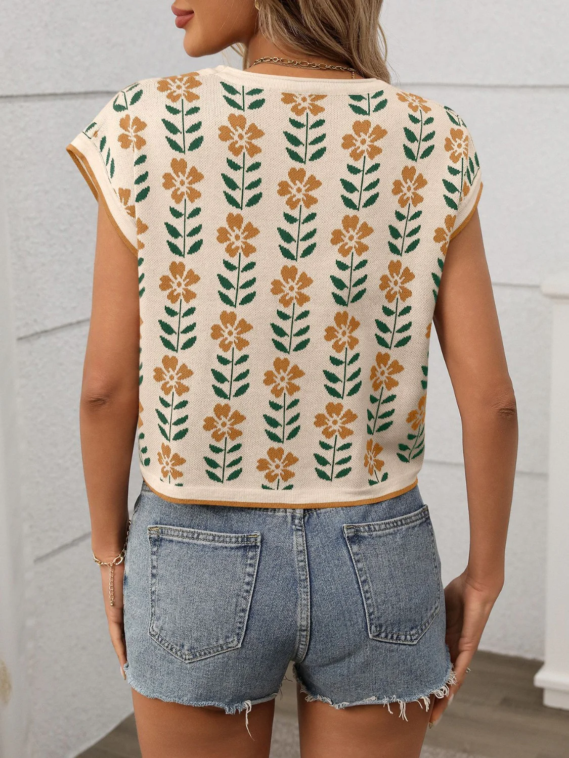 Flower Round Neck Short Sleeve Knit Top - Image 2
