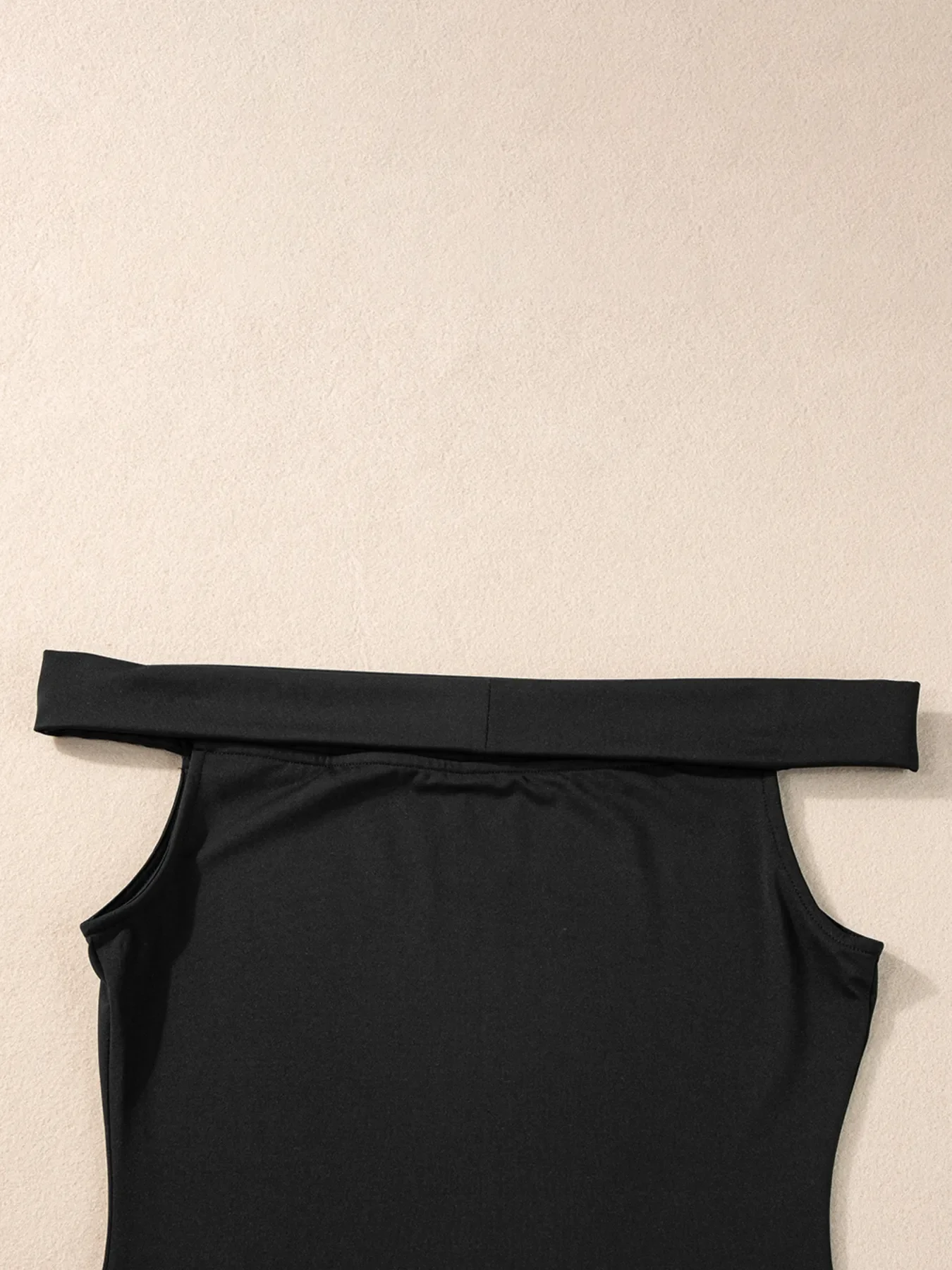 Folded Off Shoulder Slim Top - Image 11