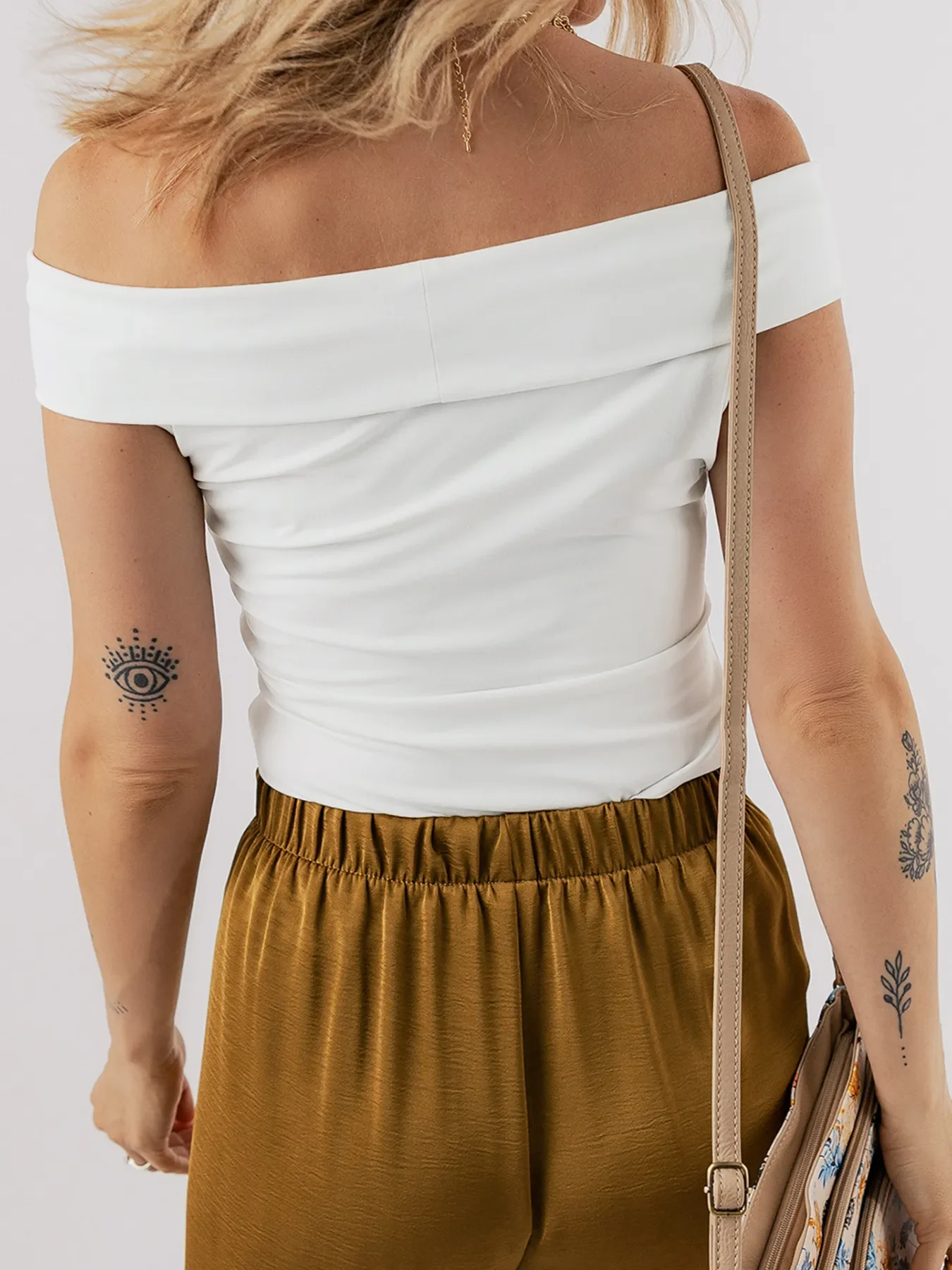 Folded Off Shoulder Slim Top - Image 2