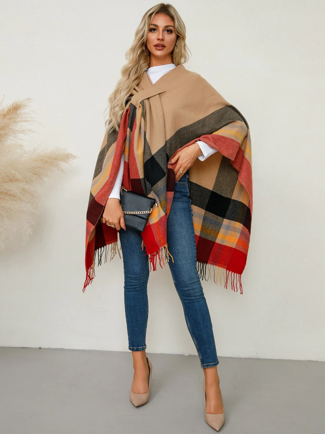 Fringe Contrast Plaid Poncho - Image 5
