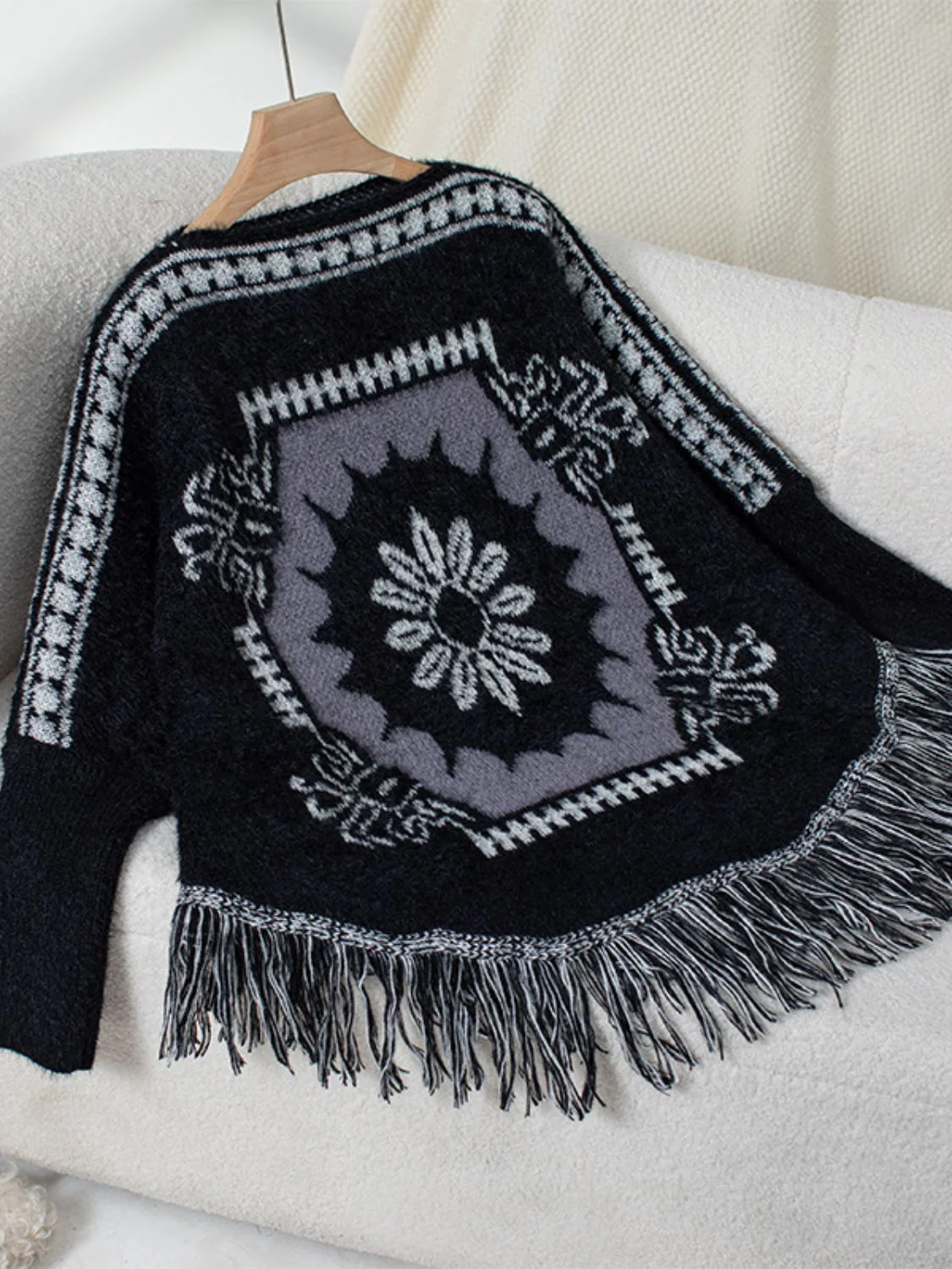Fringe Geometric Long Sleeve Poncho - Image 5