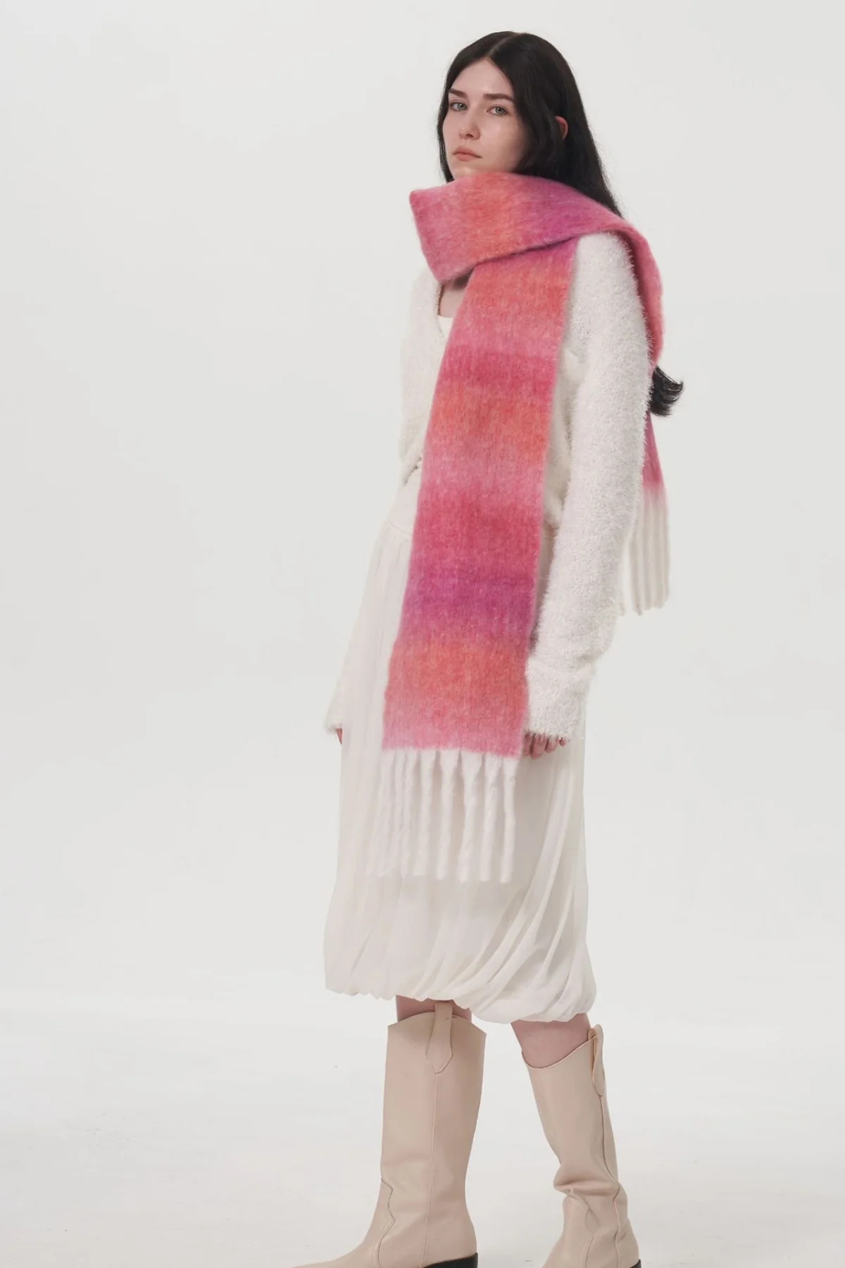 Fringe Gradient Thermal Scarf - Image 4