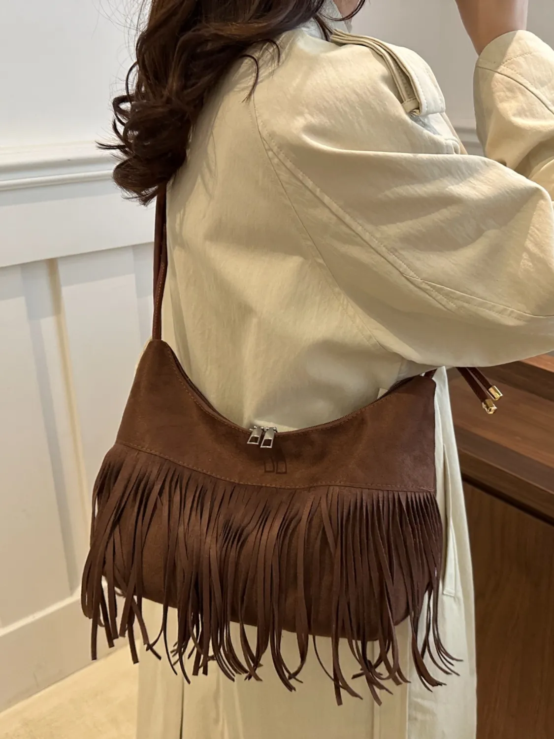 Fringe Knotted Strap Shoulder Bag - Image 3