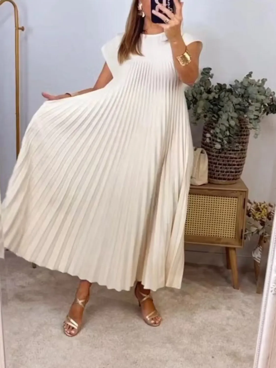 Full Size Pleated Round Neck Maxi Dress Plus Size - Image 2