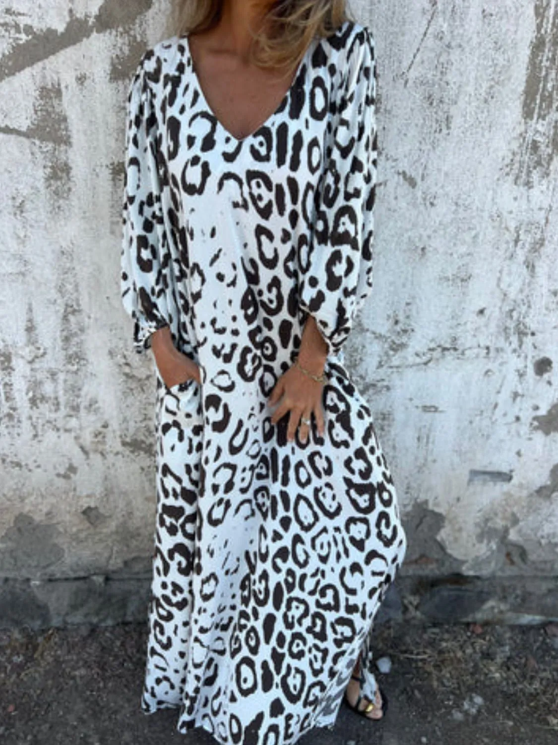 Full Size Printed V-Neck Dress with Pockets Plus Size - Image 16
