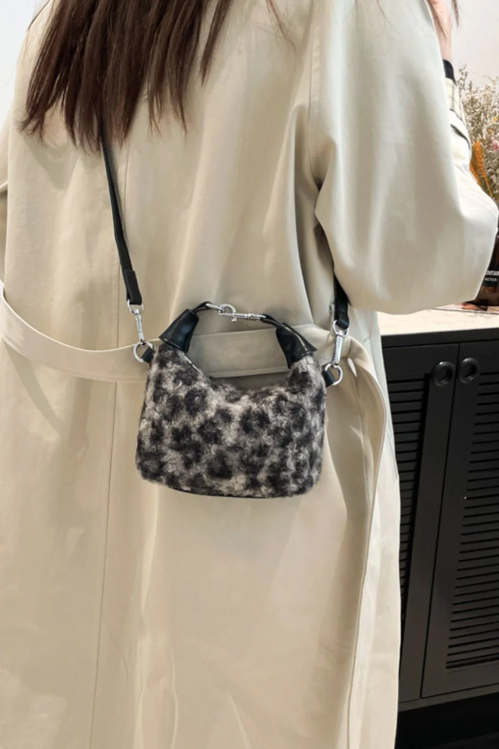 Fuzzy Polyester Mini Handbag with Zipper - Image 16