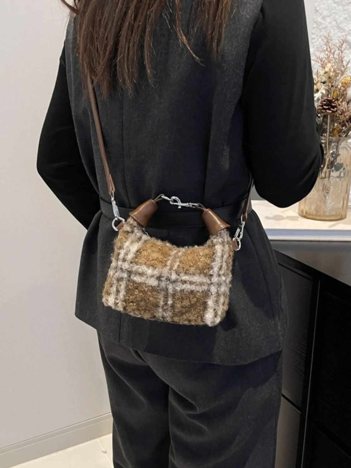 Fuzzy Polyester Mini Handbag with Zipper - Image 4
