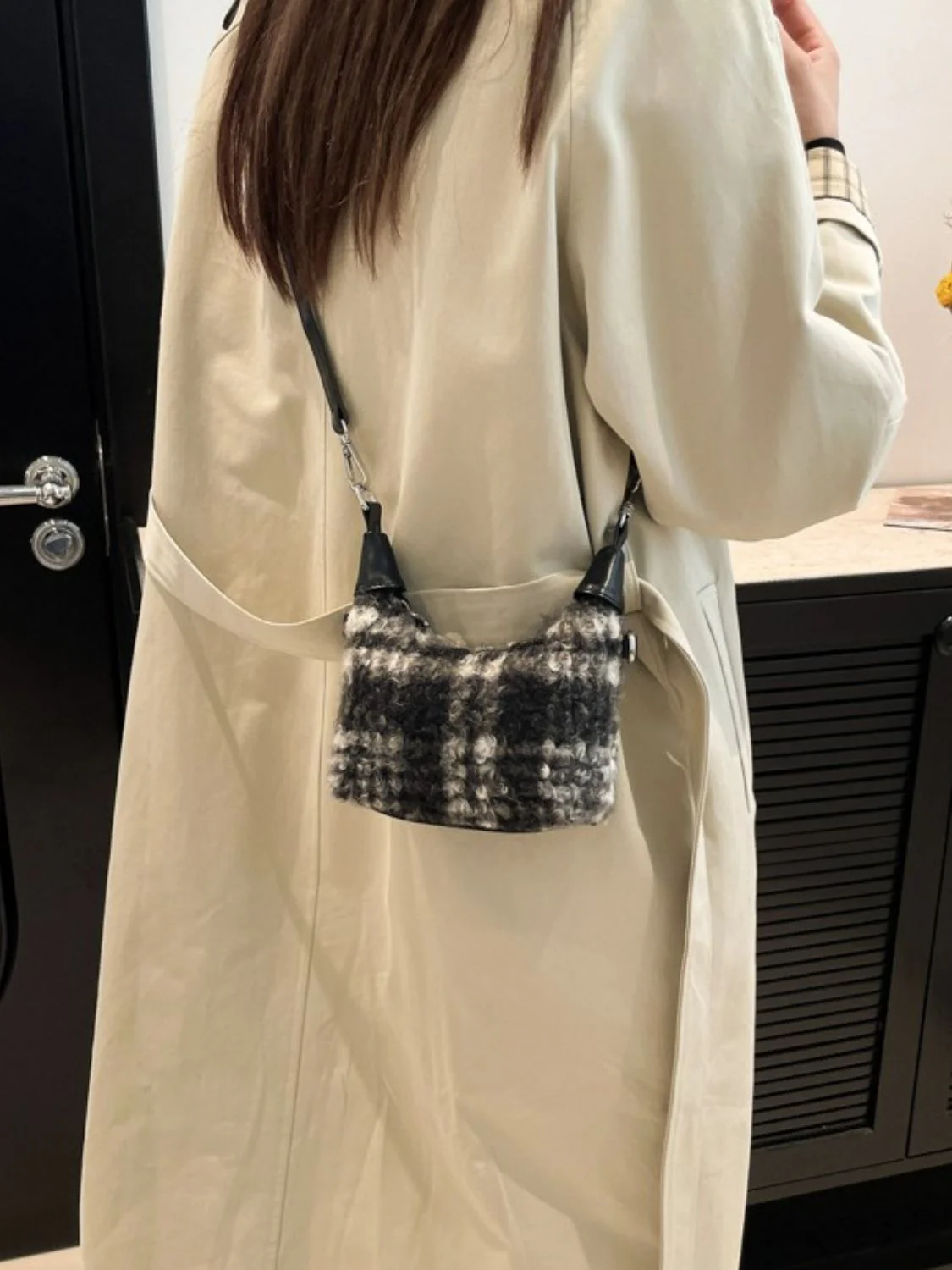 Fuzzy Polyester Mini Handbag with Zipper - Image 9