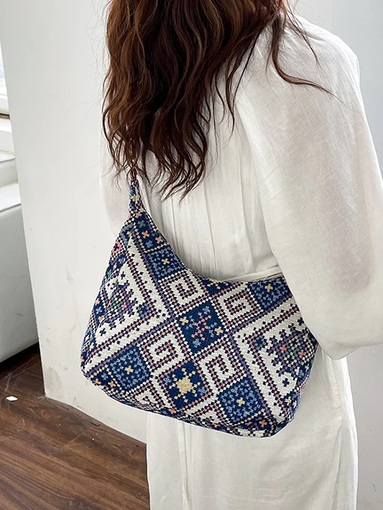 Geometric Adjustable Strap Crossbody Bag - Image 6