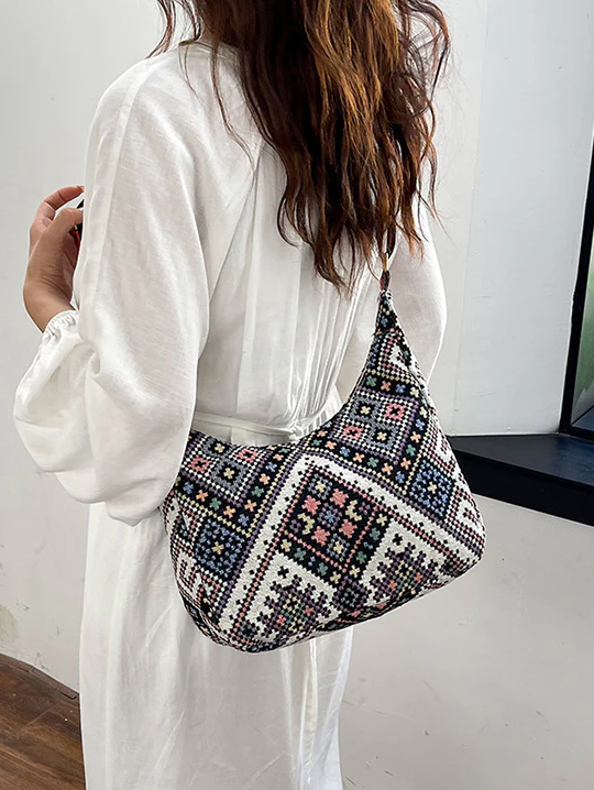 Geometric Adjustable Strap Crossbody Bag - Image 9