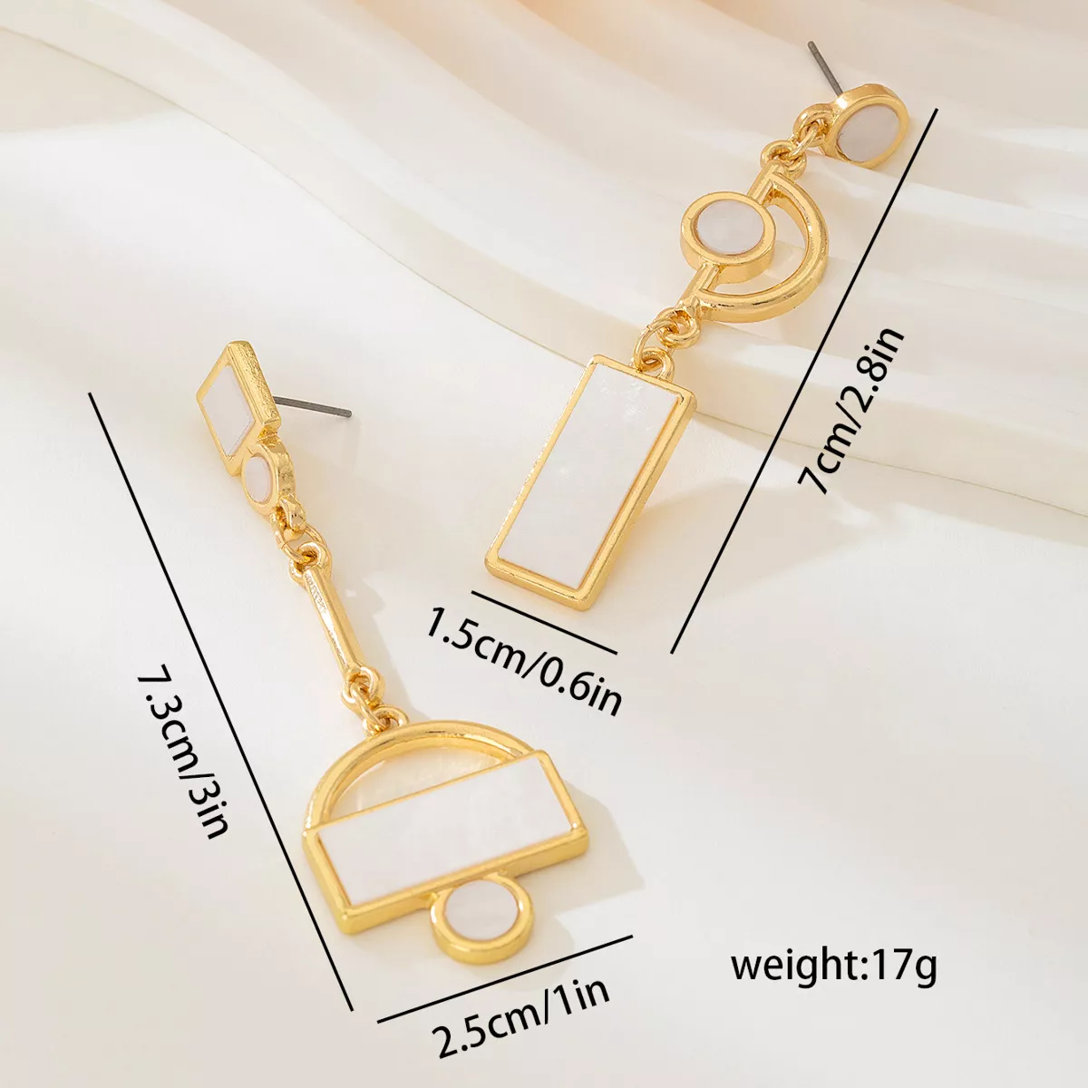 Geometric Gold Chain Drop Earrings - Image 6