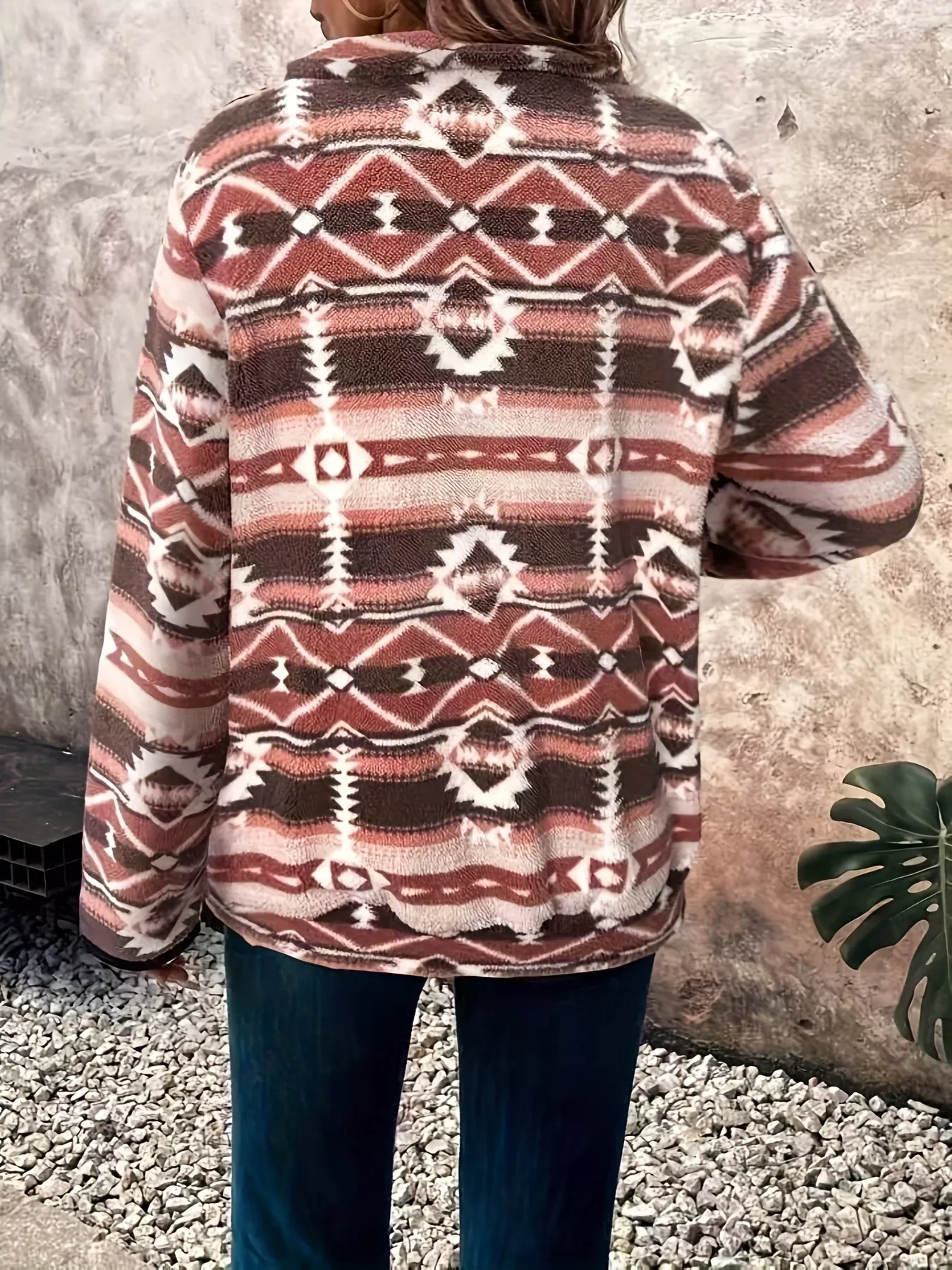 Geometric Half Zip Long Sleeve Sweatshirt - Image 11