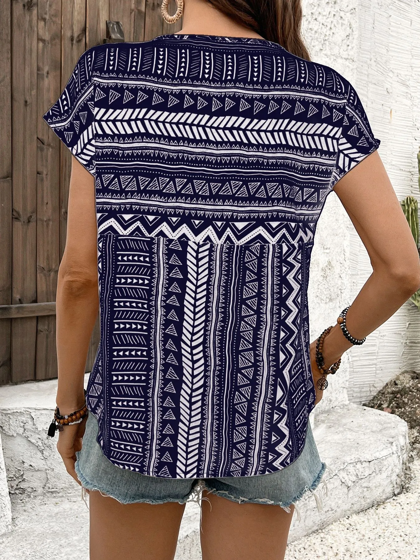 Geometric Print Short Sleeve Blouse - Image 10