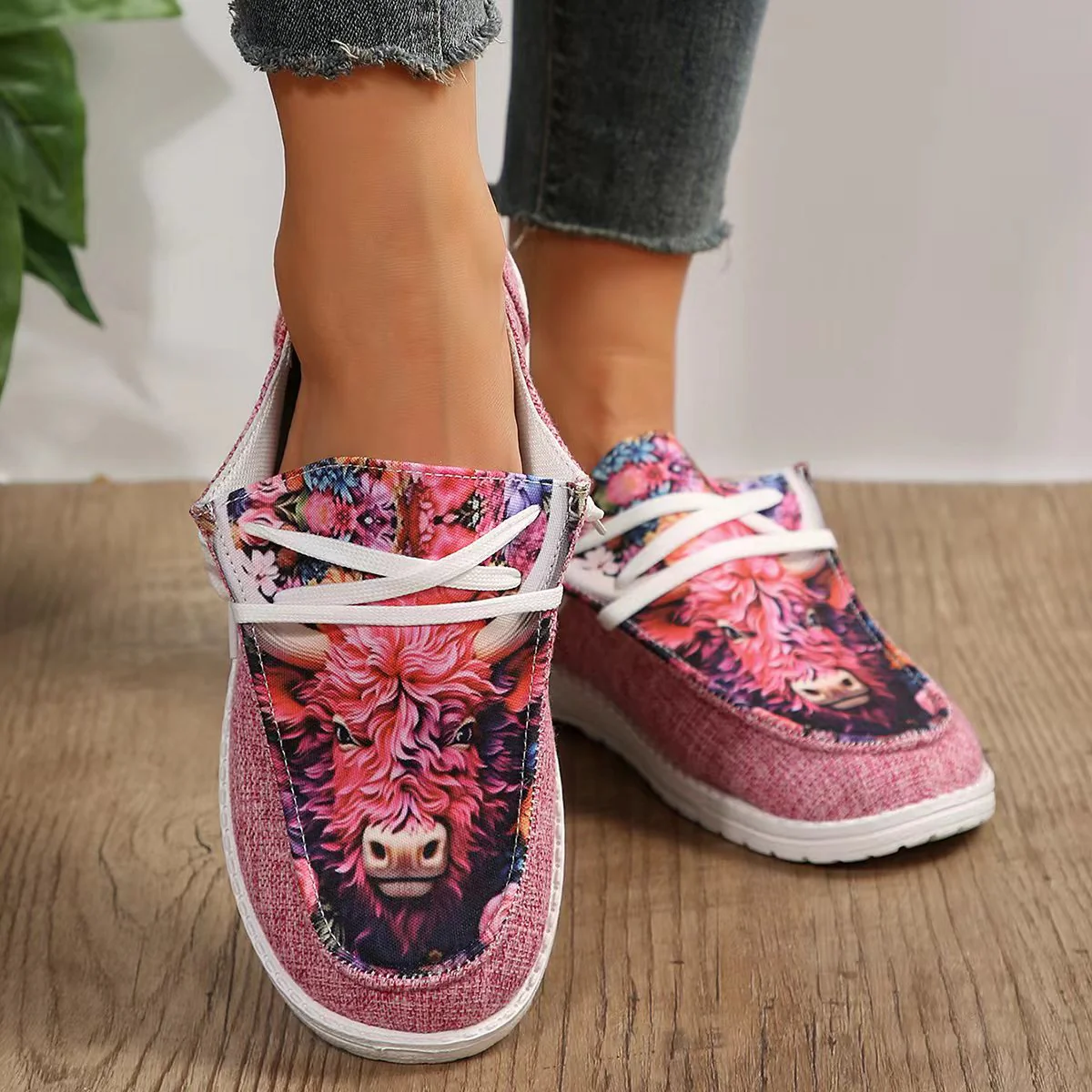 Geometric Round Toe Flat Slip-Ons - Image 6