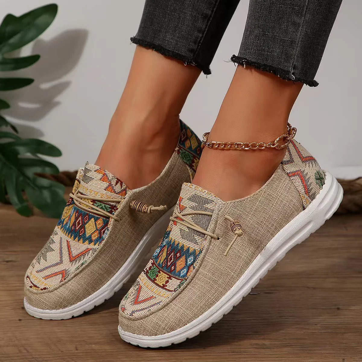 Geometric Round Toe Flat Slip-Ons - Image 8