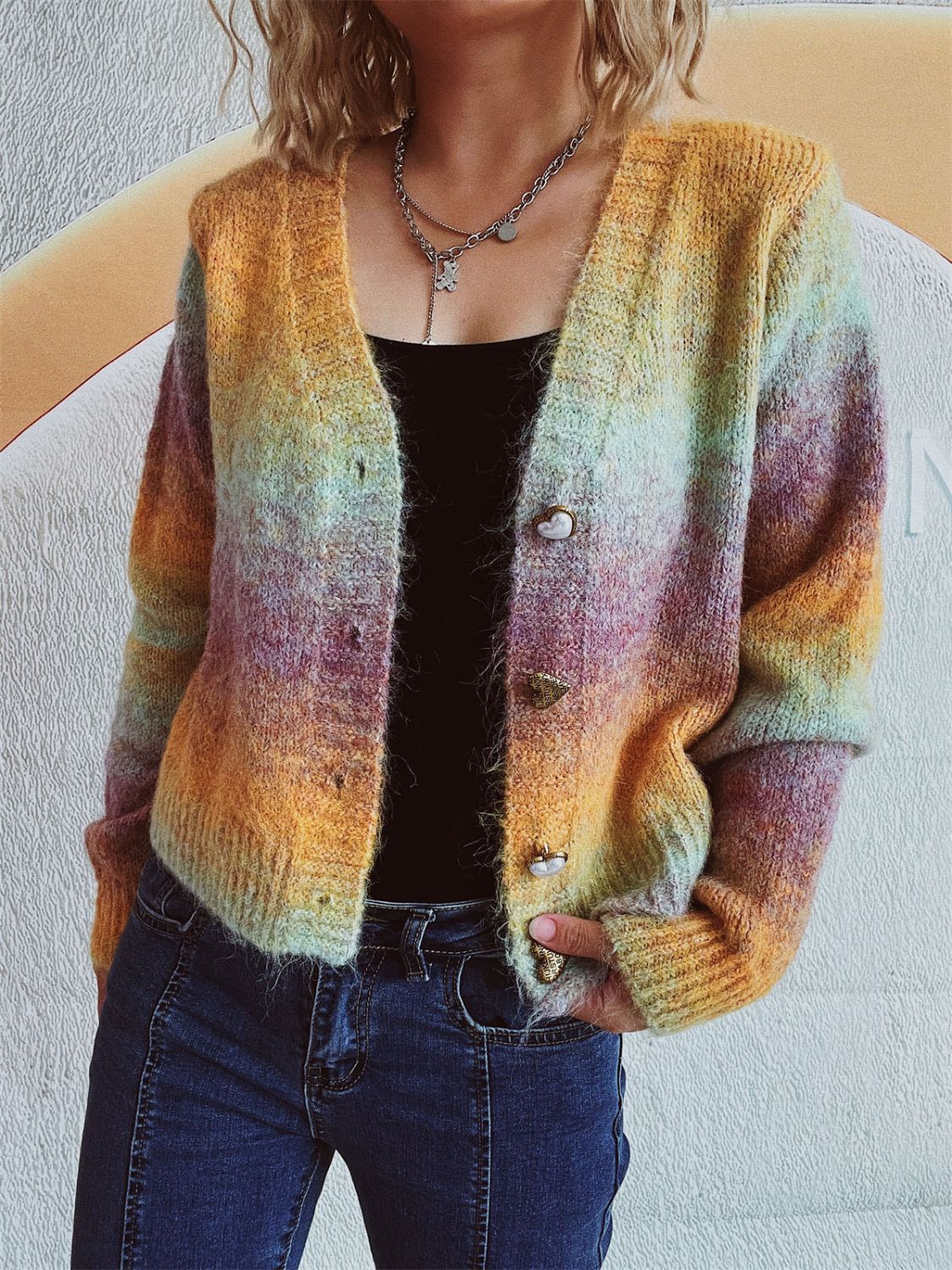 Gradient Heart Shape Button V-Neck Cardigan - Image 11