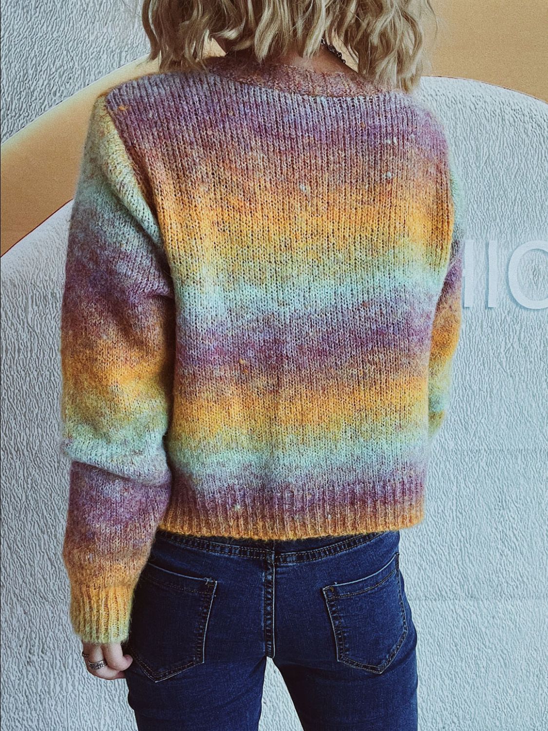 Gradient Heart Shape Button V-Neck Cardigan - Image 12