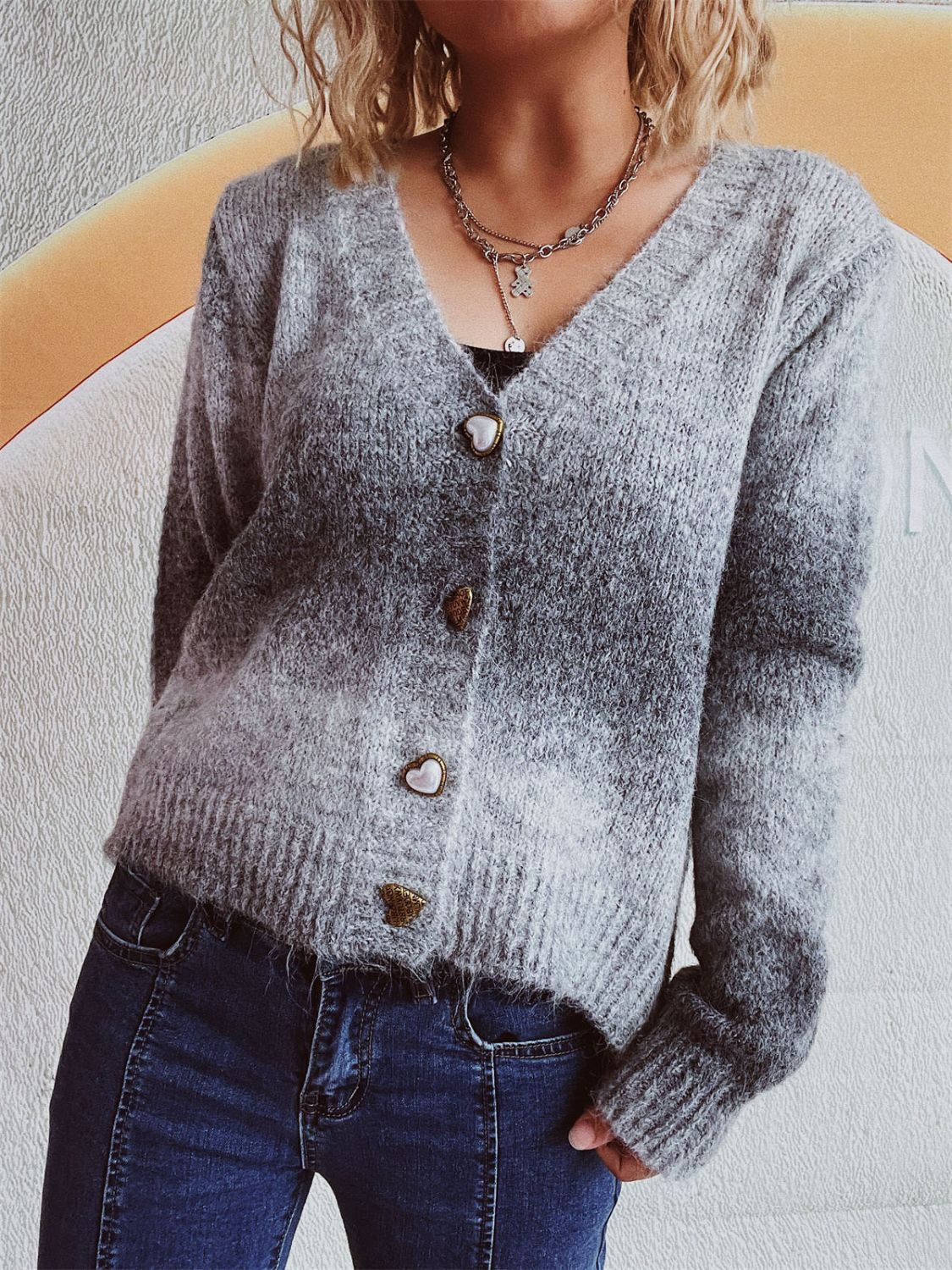 Gradient Heart Shape Button V-Neck Cardigan - Image 15