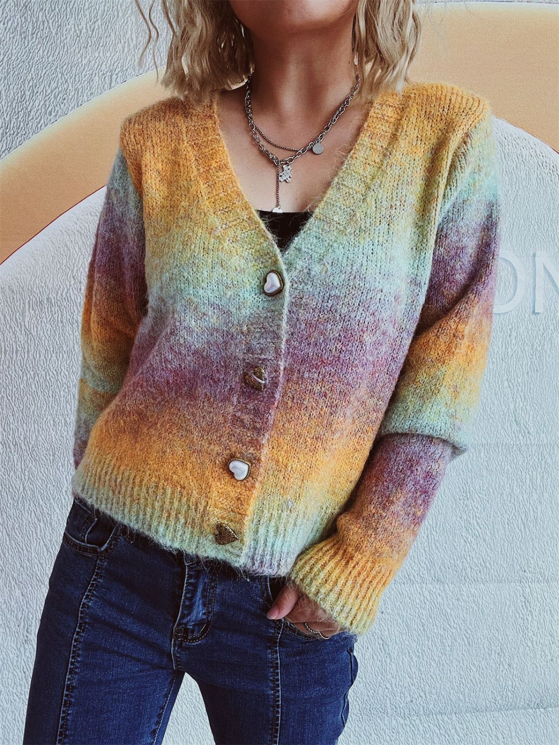 Gradient Heart Shape Button V-Neck Cardigan - Image 7