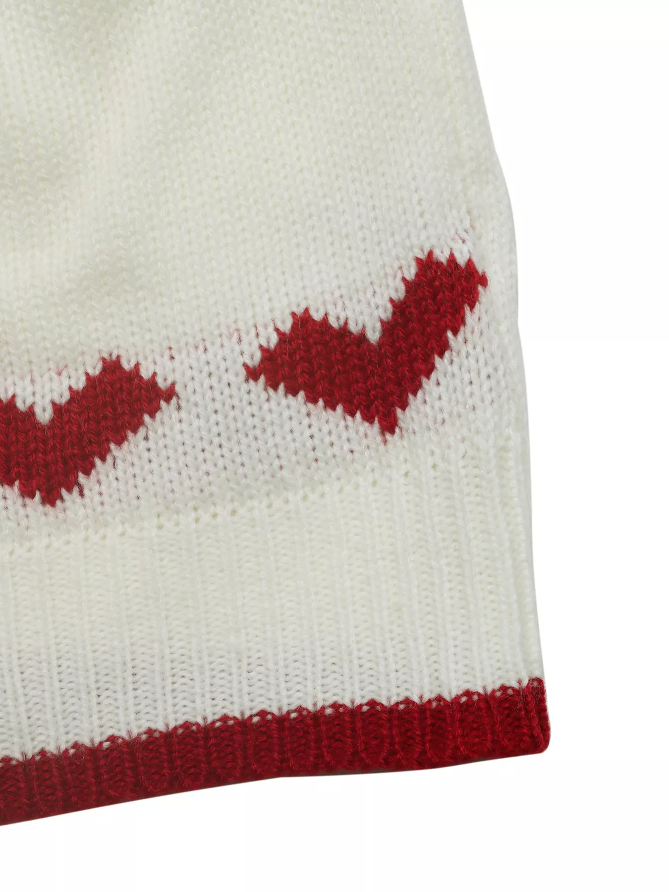 Heart Pattern Dropped Shoulder Sweater - Image 8