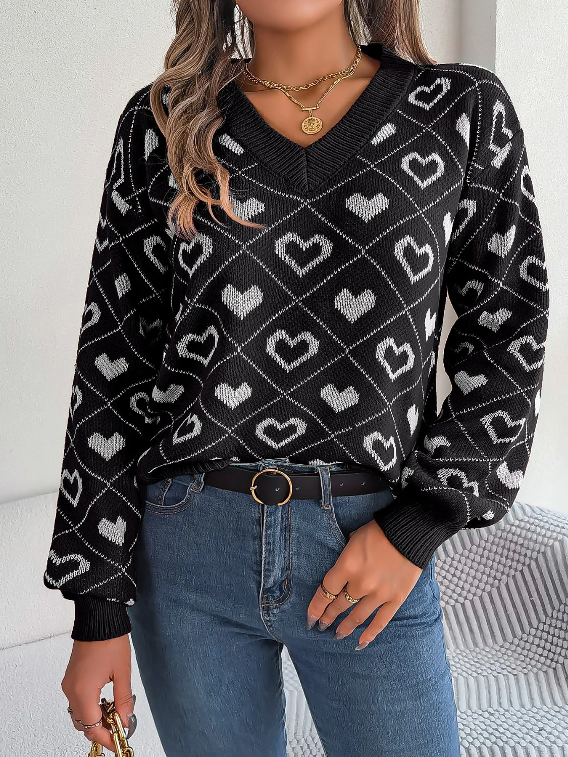 Heart Pattern V-Neck Long Sleeve Sweater - Image 11