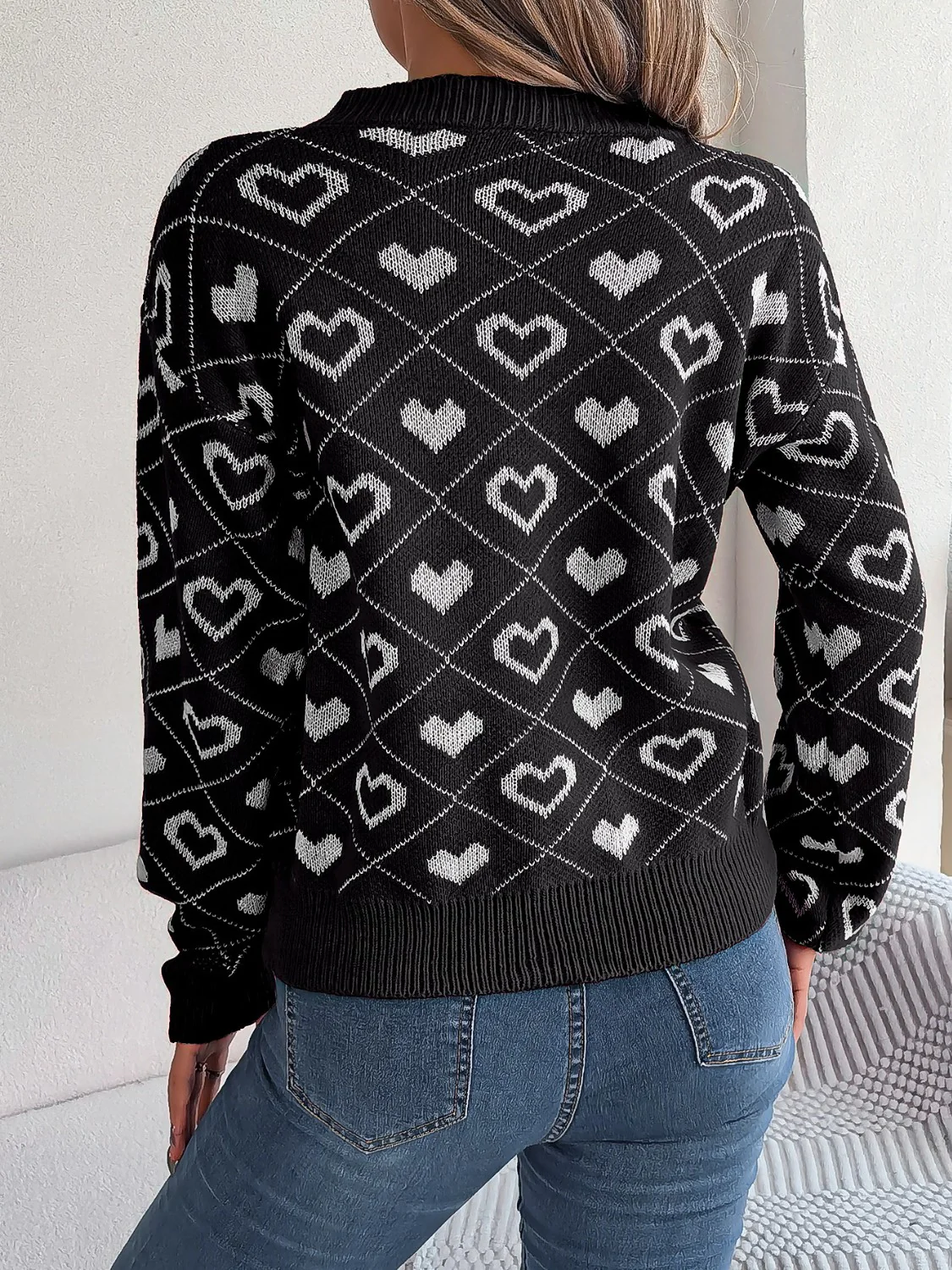 Heart Pattern V-Neck Long Sleeve Sweater - Image 12