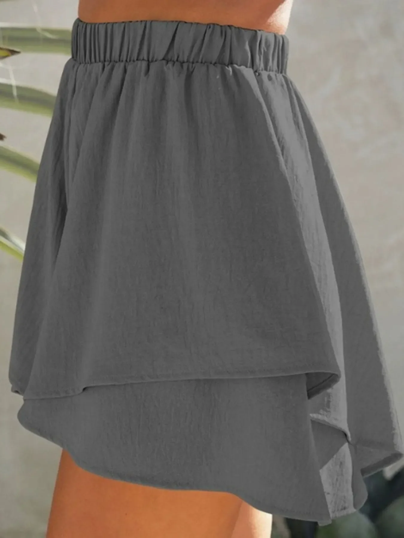 High-Waisted Elastic Waistband Layered Shorts - Image 10