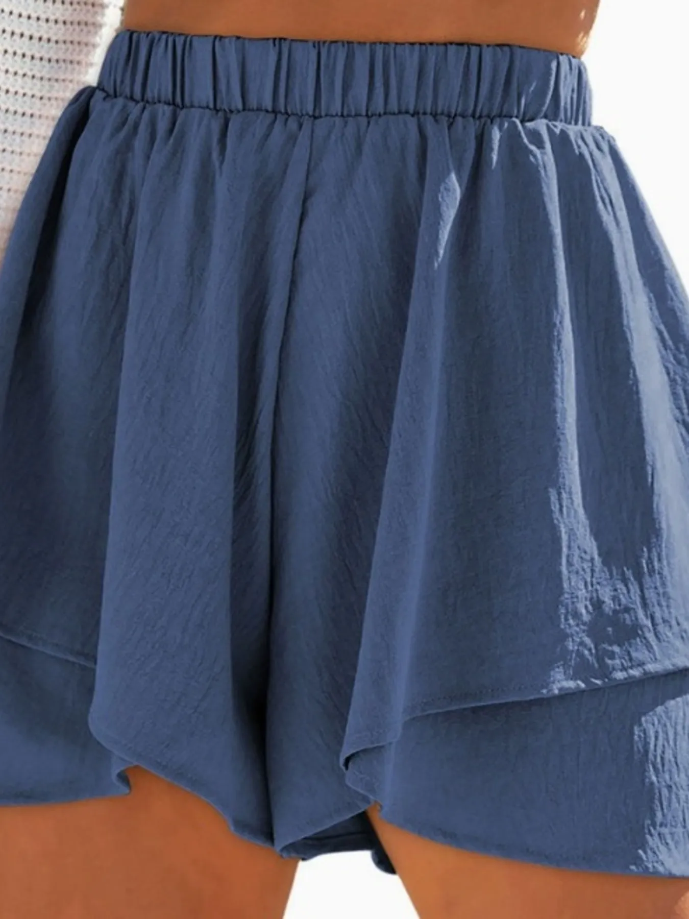 High-Waisted Elastic Waistband Layered Shorts - Image 12