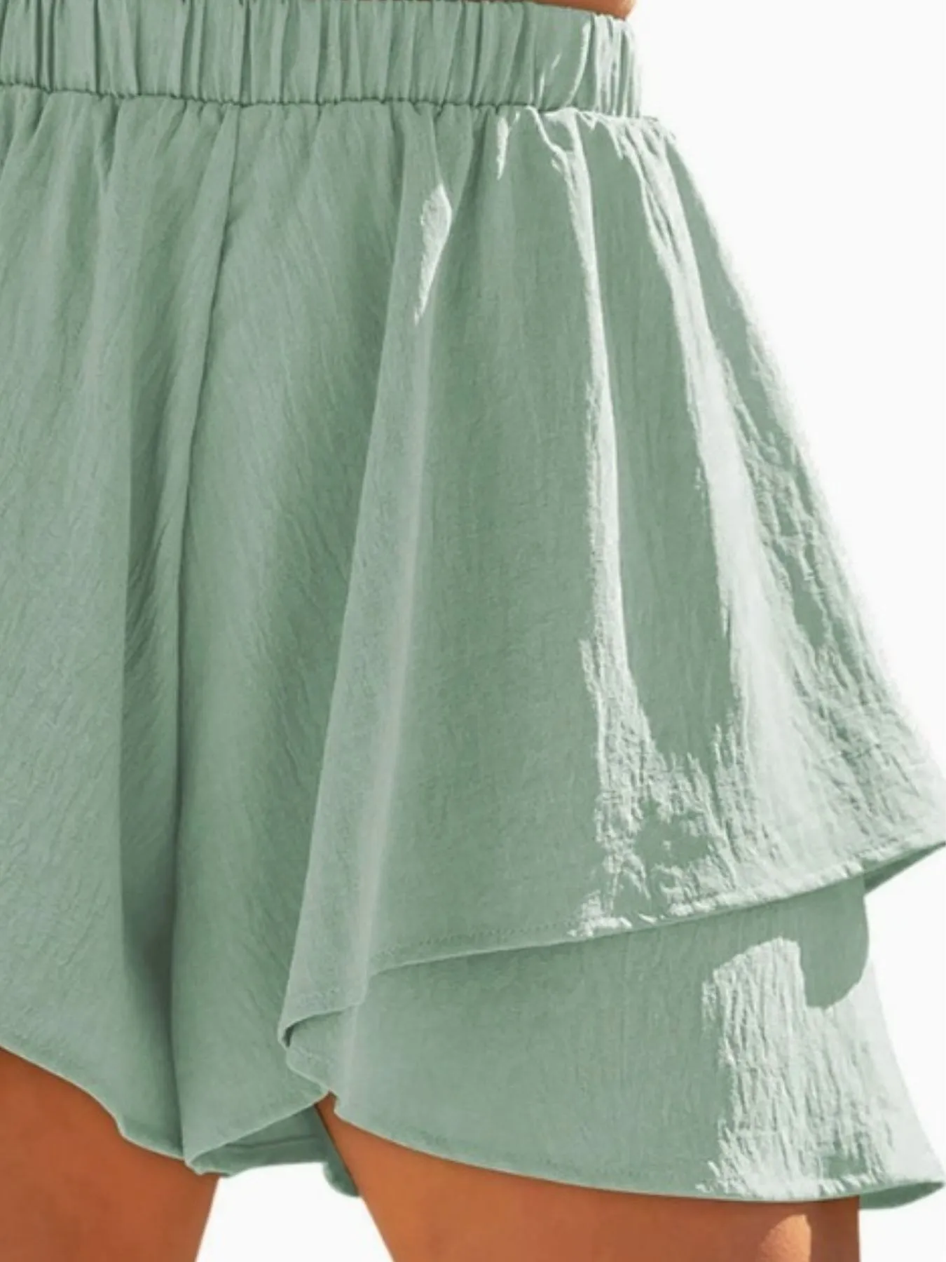 High-Waisted Elastic Waistband Layered Shorts - Image 17