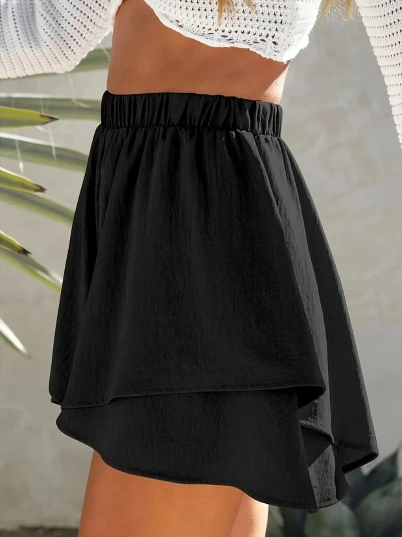 High-Waisted Elastic Waistband Layered Shorts - Image 6
