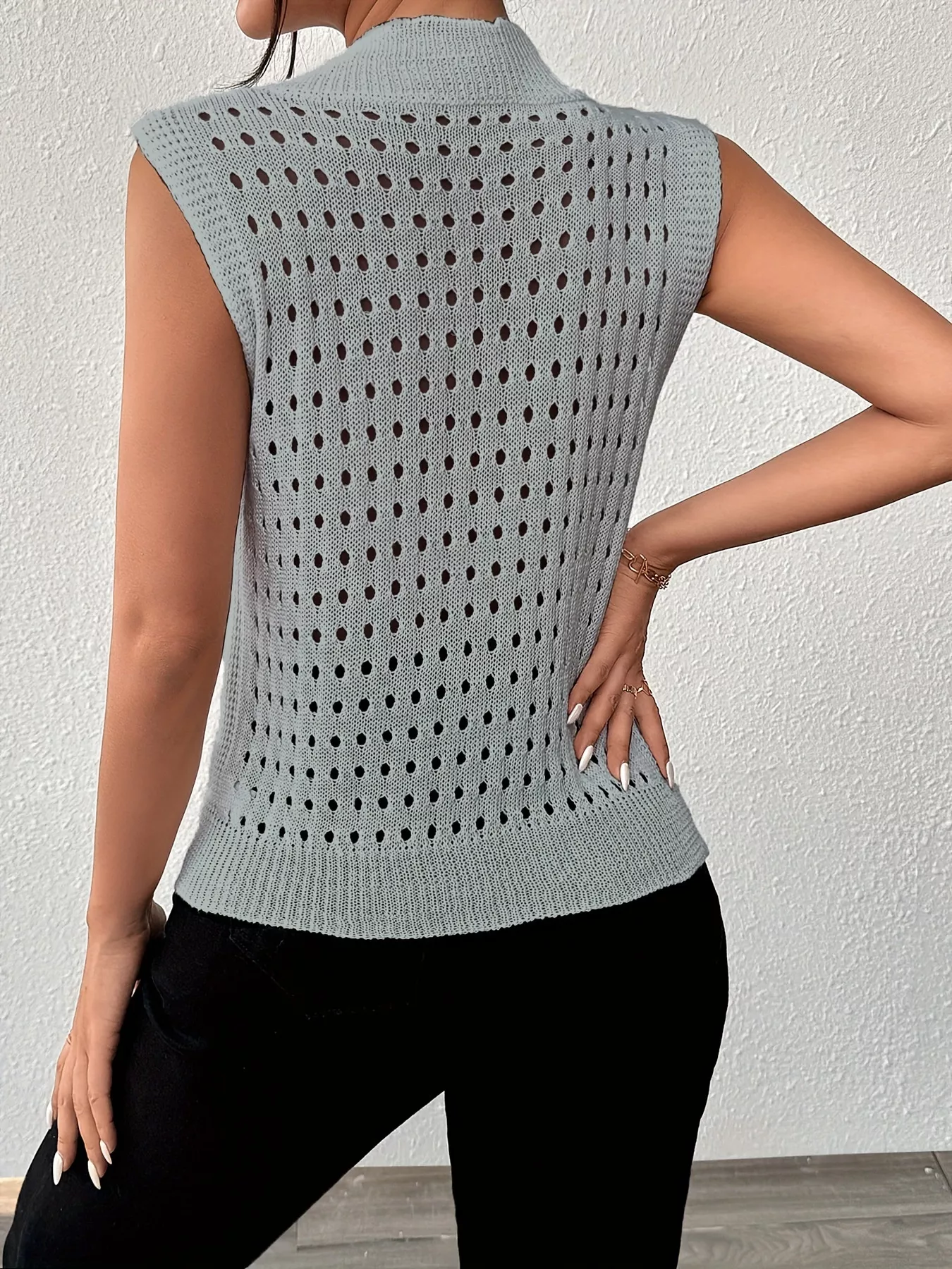 Hollow Out Round Neck Knit Tank - Image 19