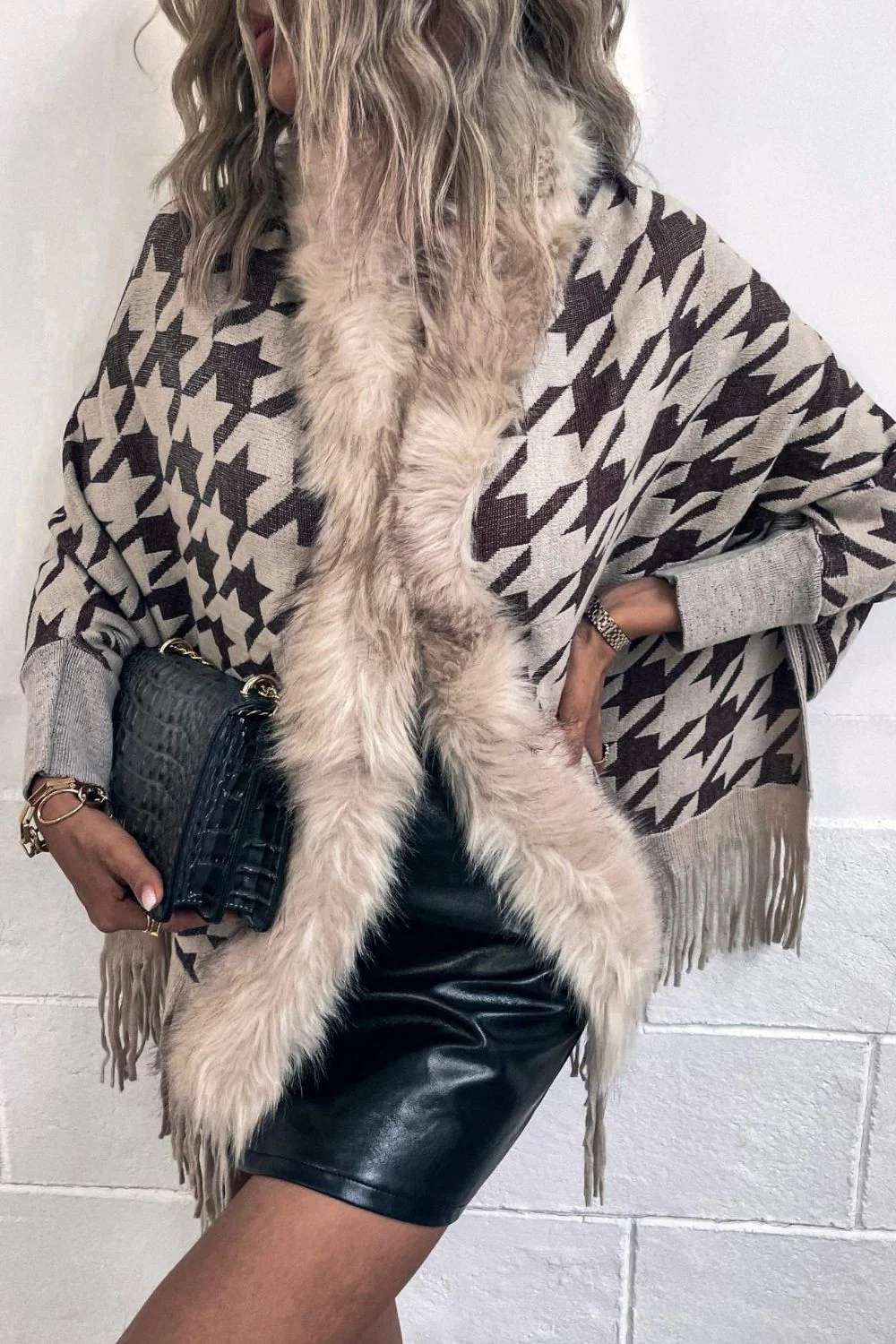 Houndstooth Fringe Hem Poncho - Image 4