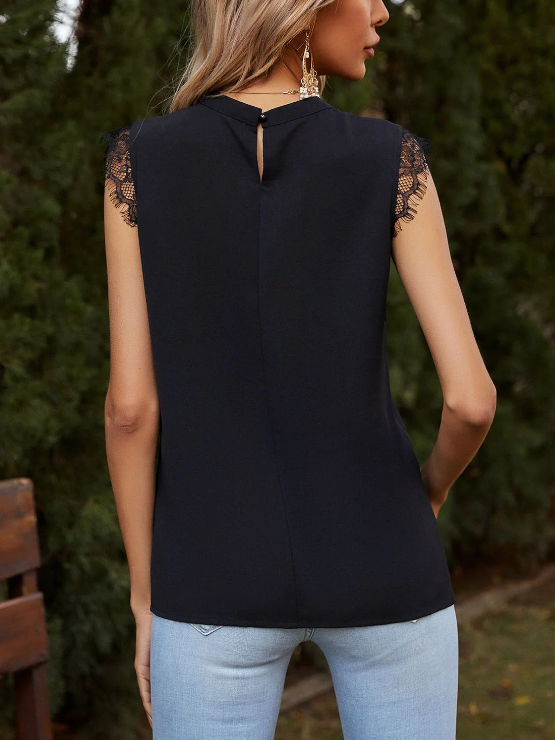 Lace Detail Ruched Round Neck Tank - Image 2