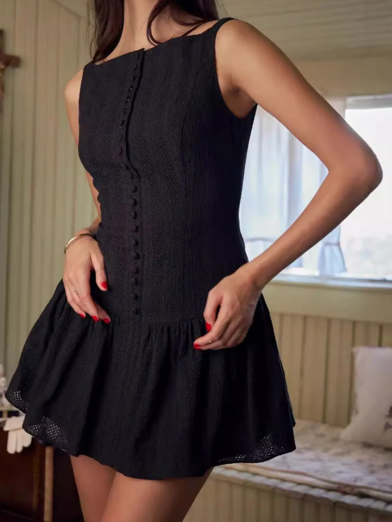 Lace Detail Sleeveless Mini Dress - Image 12