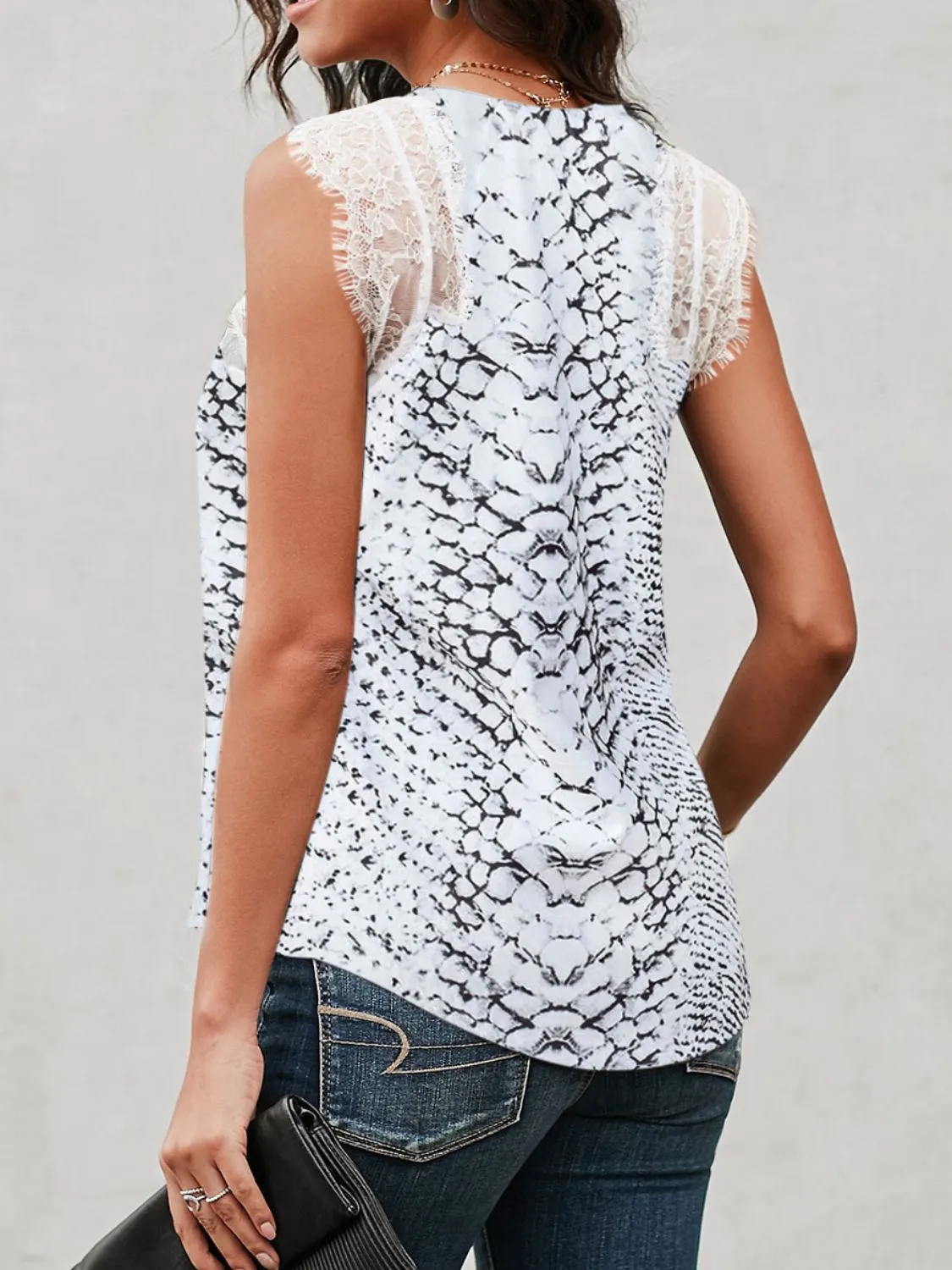 Lace Detail V-Neck Tank - Image 8