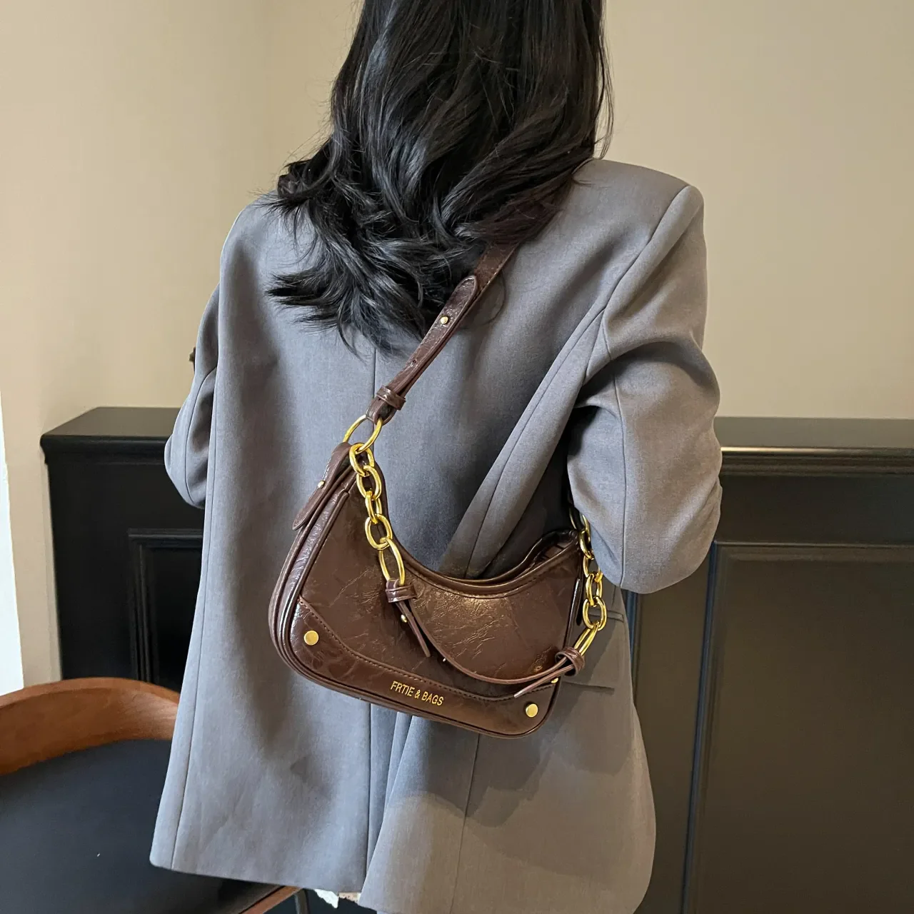 Leather Crescent Shoulder Bag - Image 4