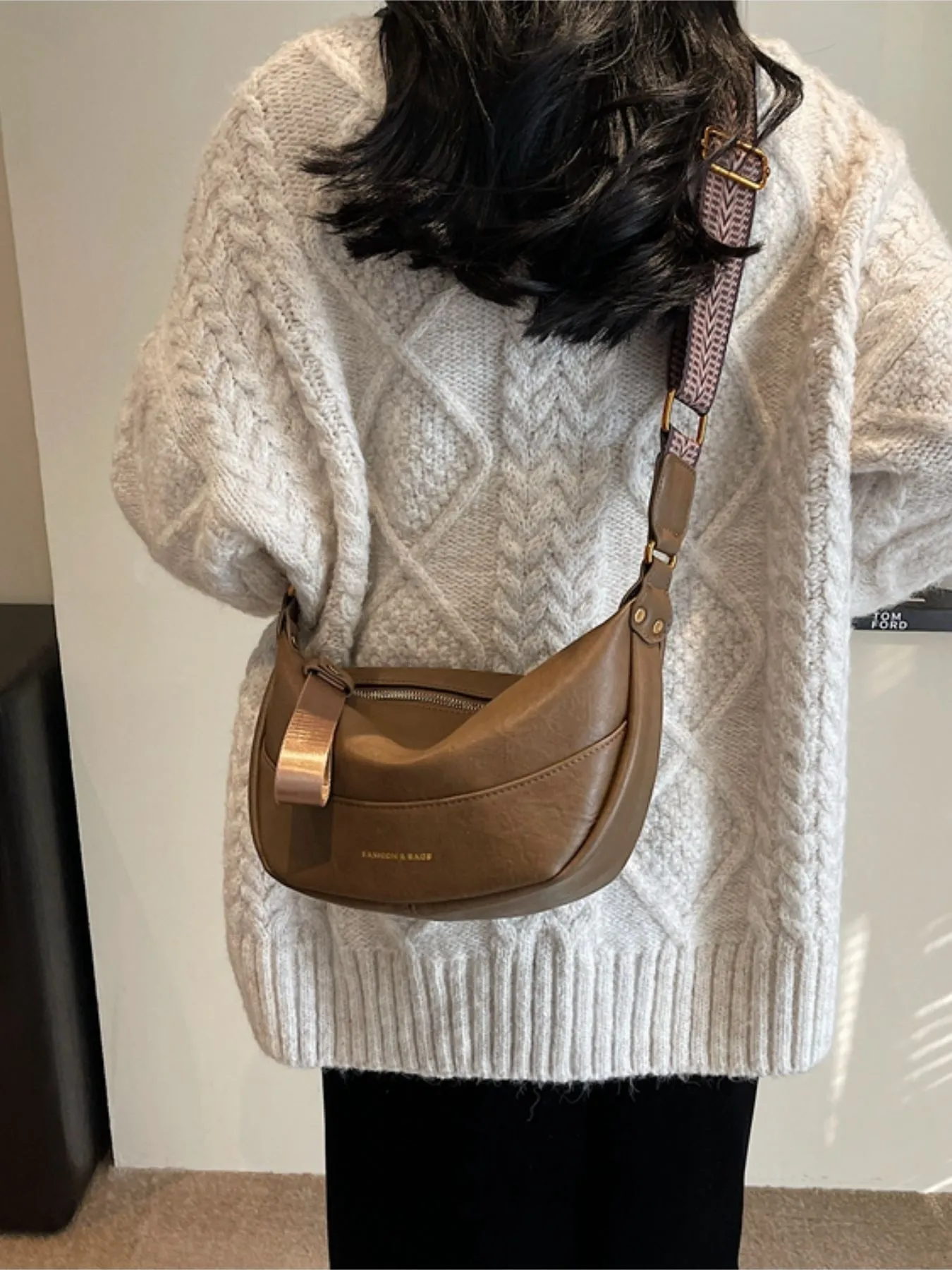 Leather Shoulder Bag with Woven Strap - Image 6