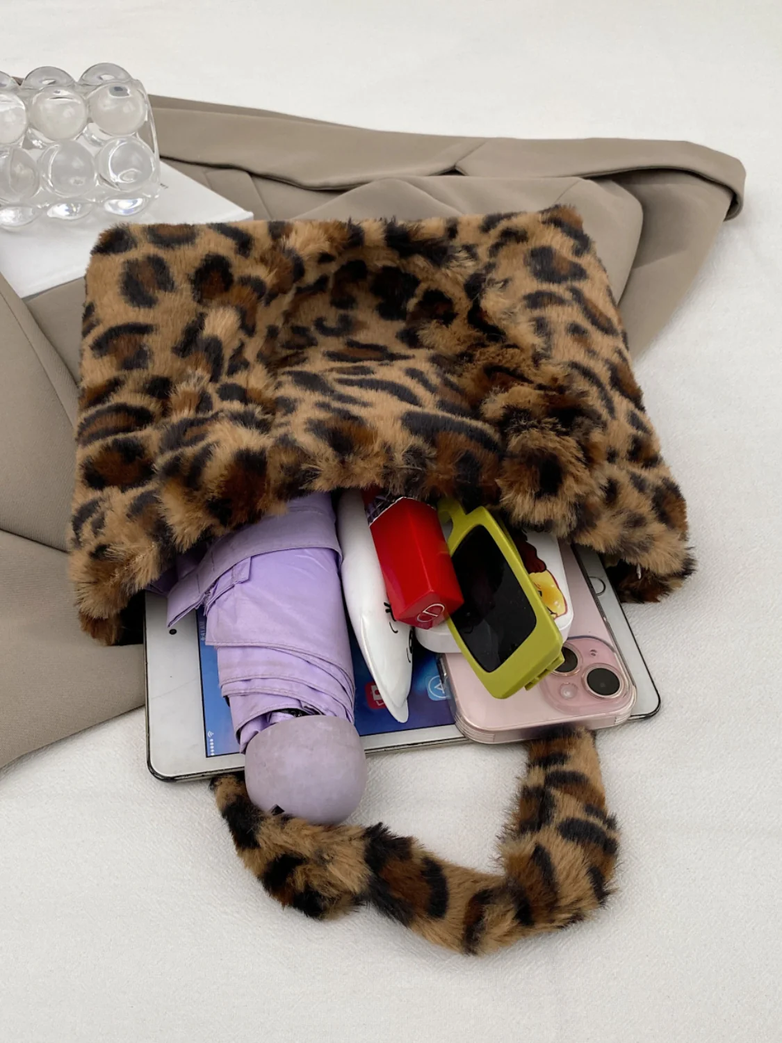 Leopard Fluff Handbag with Zip - Image 3