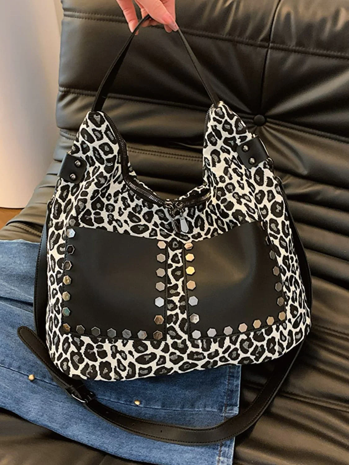 Leopard Polyester Shoulder Bag with Zippers