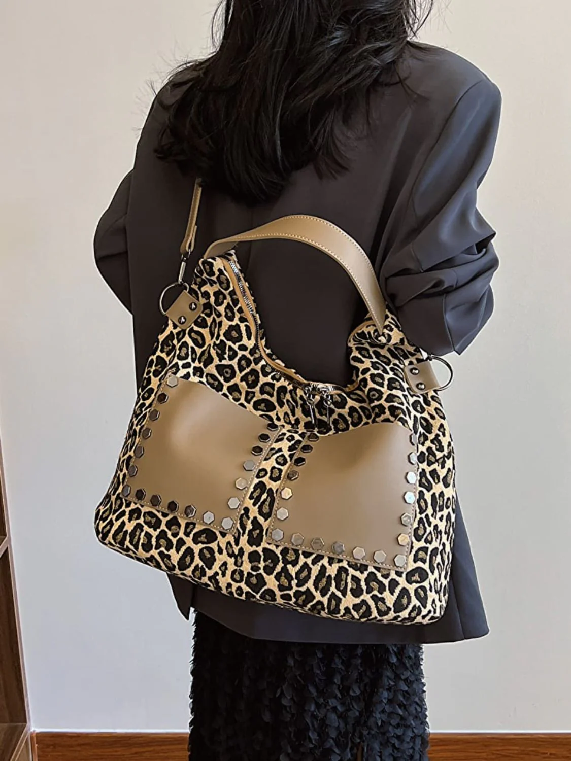 Leopard Polyester Shoulder Bag with Zippers - Image 14