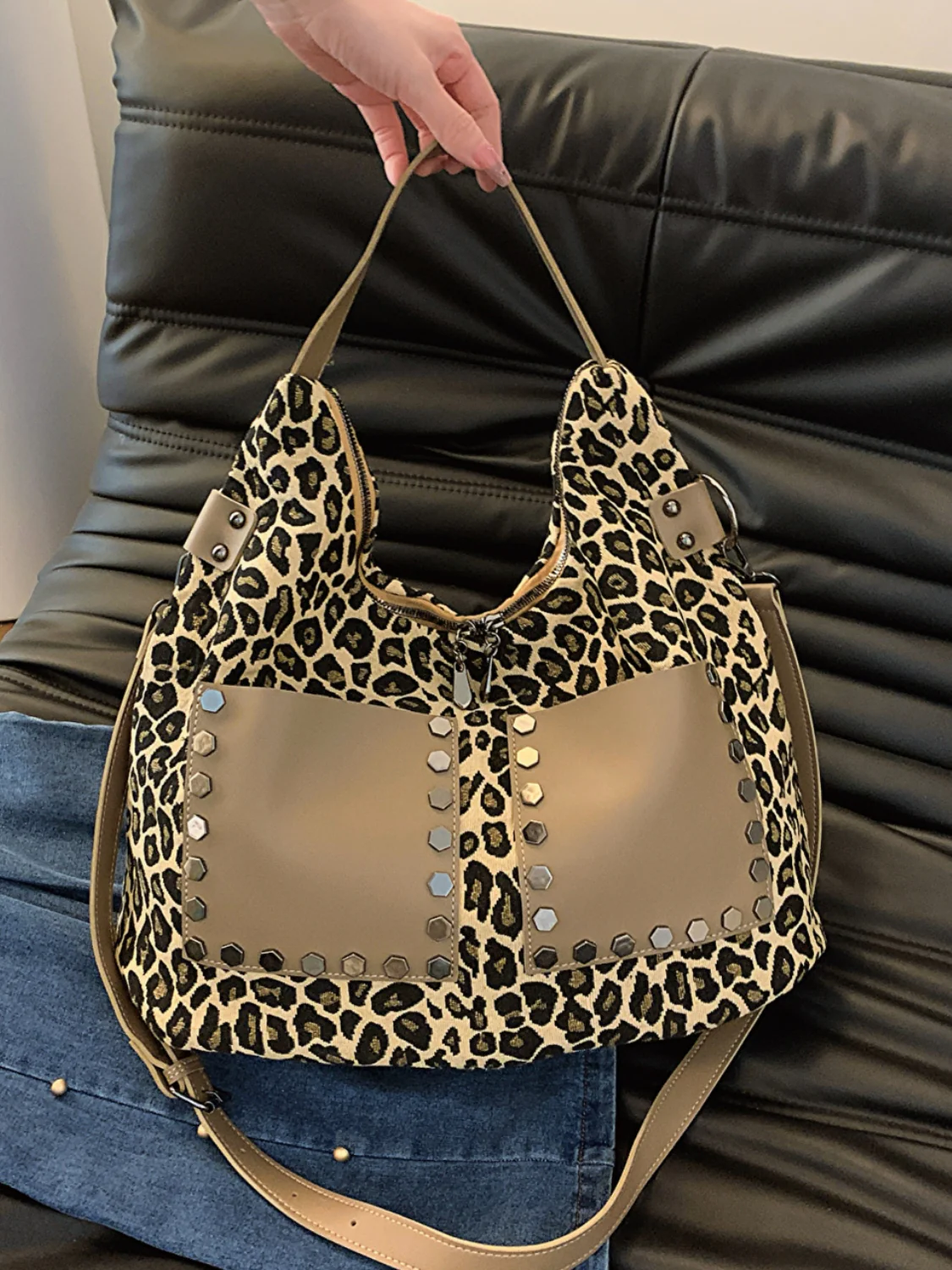 Leopard Polyester Shoulder Bag with Zippers - Image 7