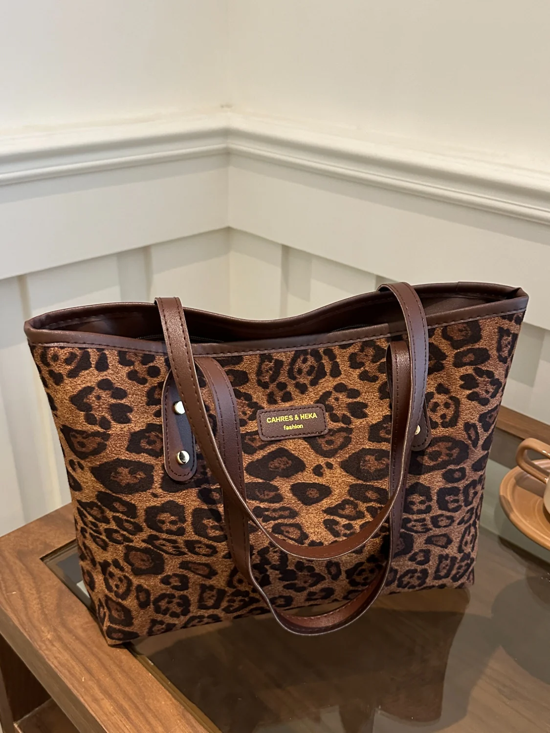 Leopard Polyester Tote Bag - Image 20