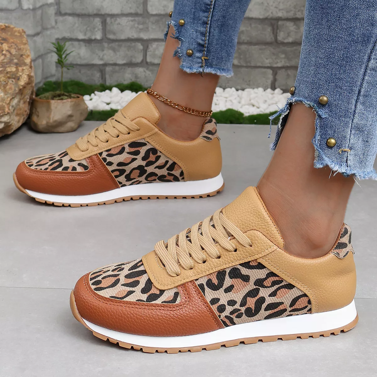 Leopard Print Casual Sneakers - Image 2