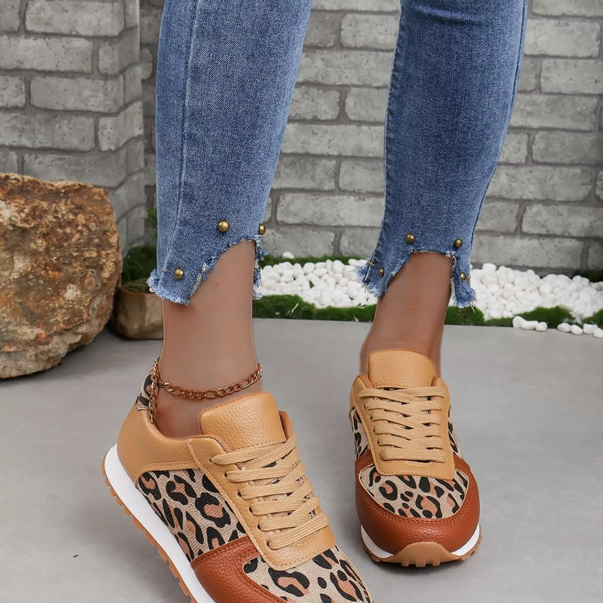 Leopard Print Casual Sneakers - Image 3