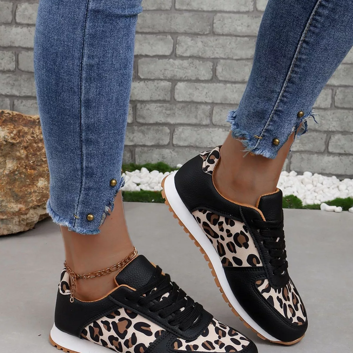 Leopard Print Casual Sneakers - Image 9