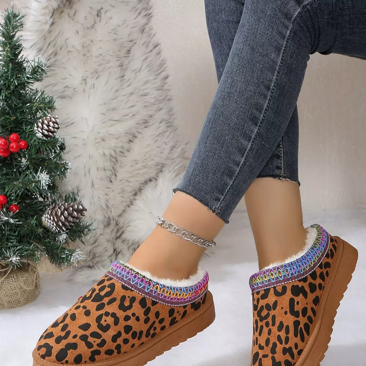 Leopard Print Plush Lined Warm Slip-Ons - Image 3
