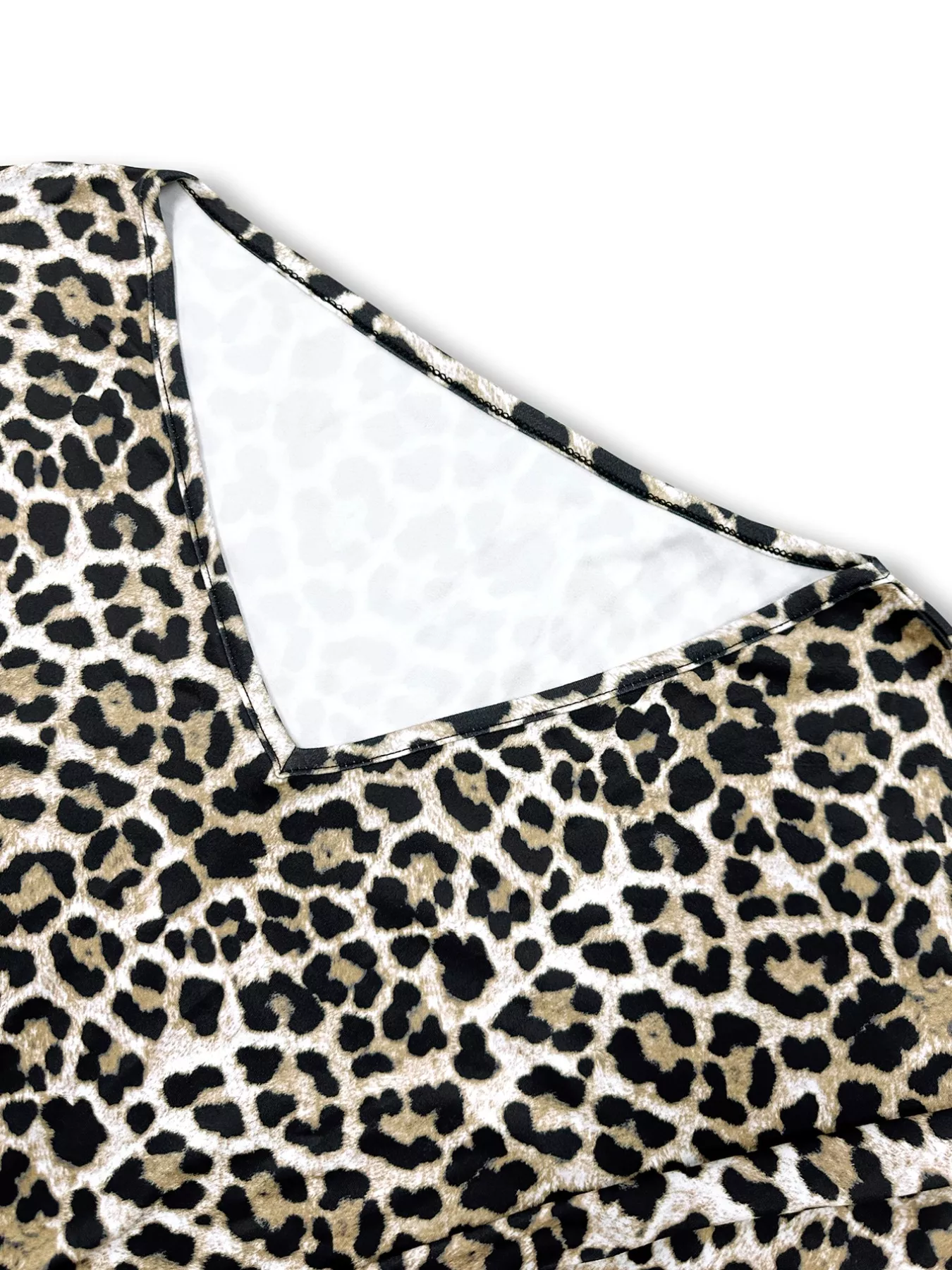 Leopard Print Top and Pants Set - Image 6