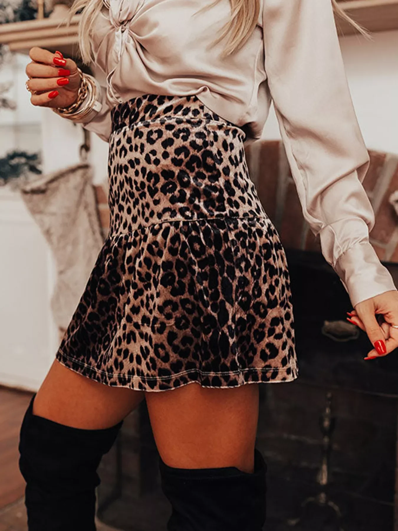 Leopard Tiered Mini Skirt - Image 4