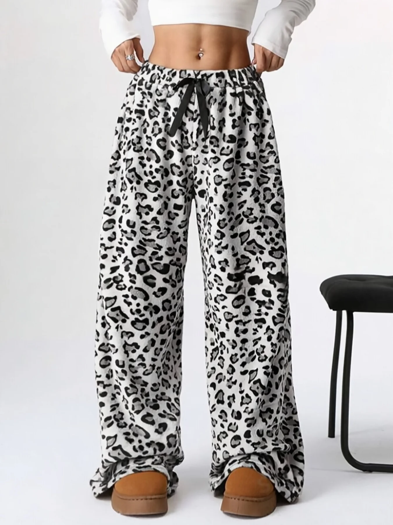 Leopard Wide Leg Plush Pants - Image 9