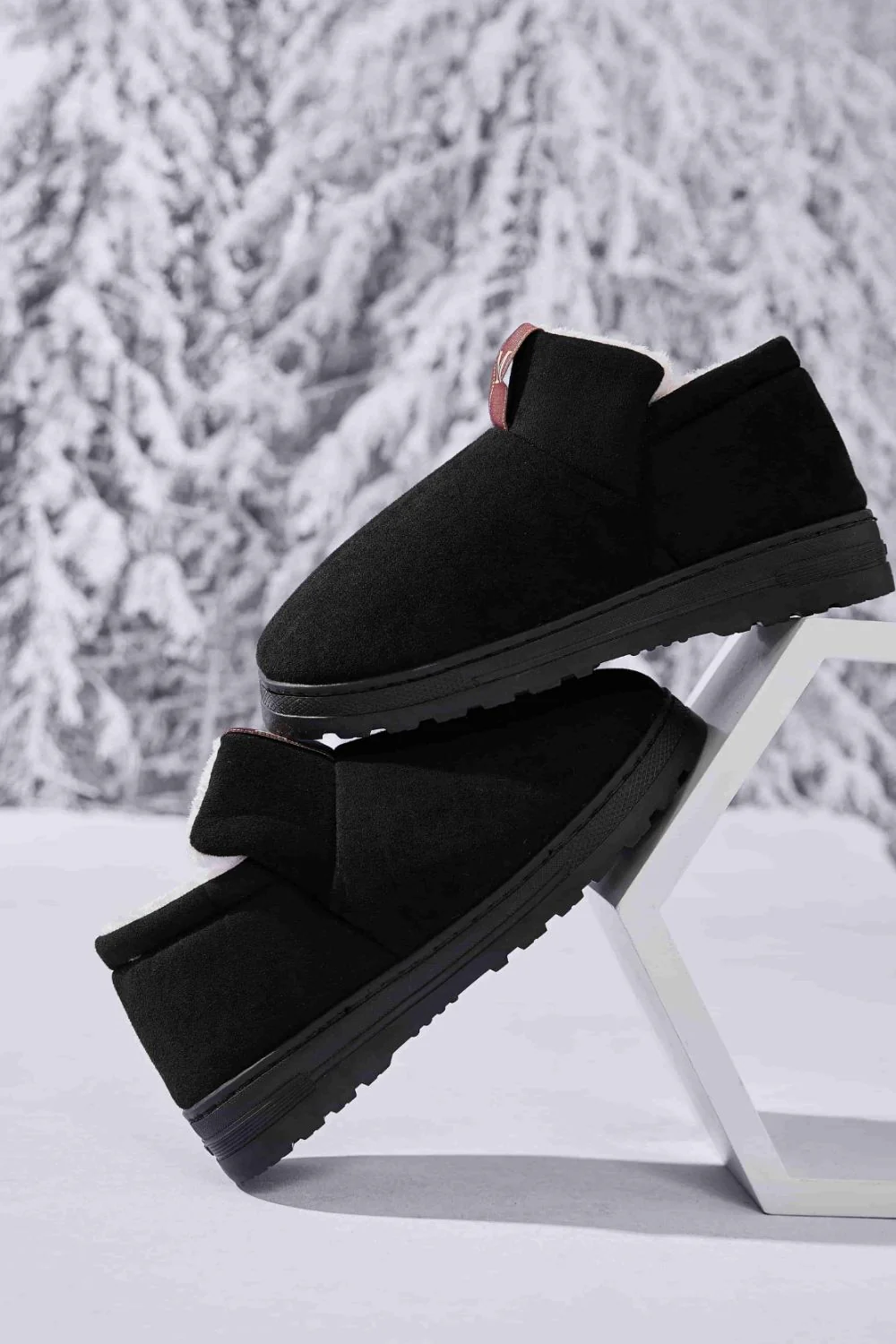 Letter M Suede Round Toe Slippers - Image 13